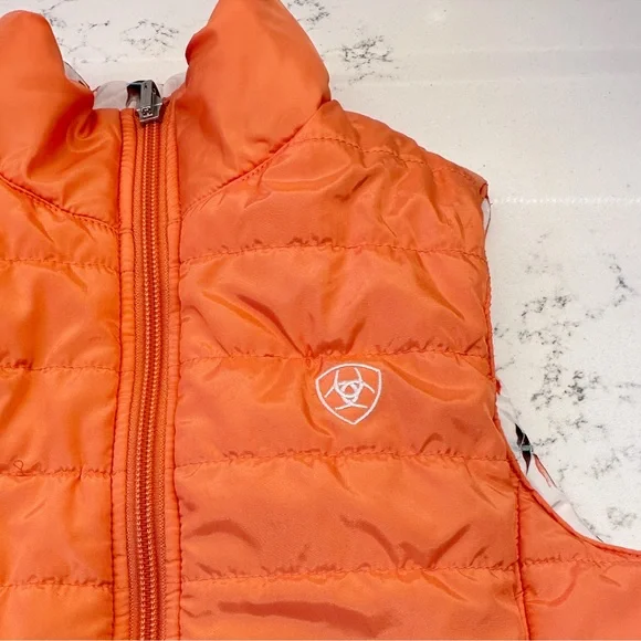 Ariat Kid’s Reversible Puffer Vest - Picture 8 of 13